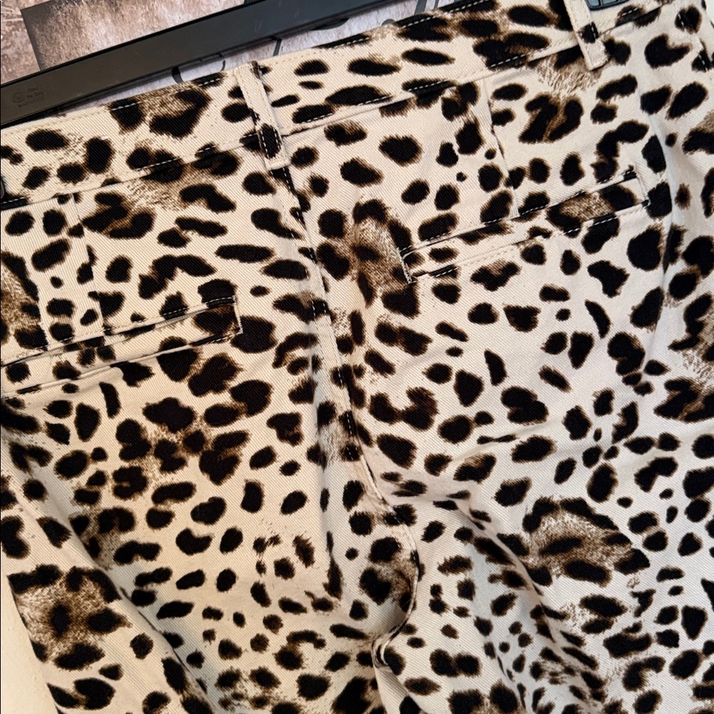 Loft Outlet Leopard Print Palmer Wide Leg Pants - Neutral Animal Print - Picture 3 of 7